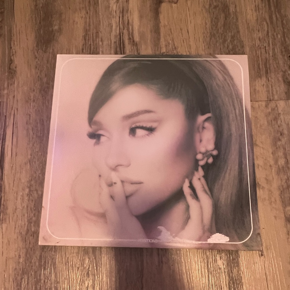 Ariana Grande- Positions (Target Exclusive)